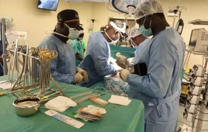 Quatrieme mission de chirurgie au CHU de Tengandogo Quatrieme mission de chirurgie au CHU de Tengandogo