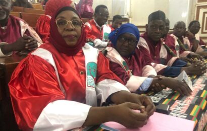 CÉRÉMONIE DE REMISE DES DIPLÔMES AUX LAURÉATS DE LA  1ÈRE PROMOTION DES MÉDECINS OPHTALMOLOGISTES  FORMÉS AU NIGER CE 5 AVRIL 2023.