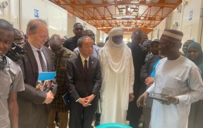Visite de la Direction des Immunisations par SEM IKKATAI KATSUYA Visite de la Direction des Immunisations par SEM IKKATAI KATSUYA