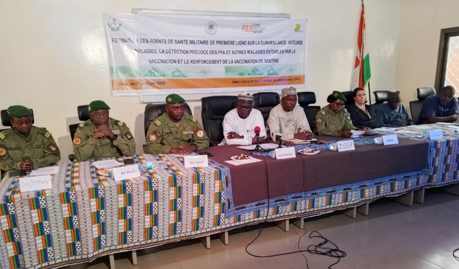 Ouverture officielle de l’atelier de formation des agents de santé militaire de première ligne sur la surveillance intégrée des maladies, la détection précoce des paralysies flasques aiguës (PFA) et autres maladies évitables par la vaccination, ainsi que le renforcement de la vaccination de routine.